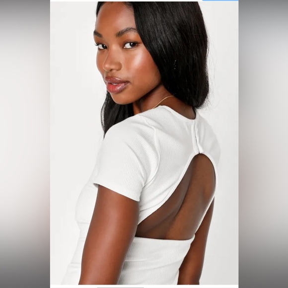 Lulu’s top new with tags size M - Picture 4 of 4